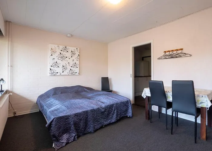 Feriehuset Brons Bed and breakfast